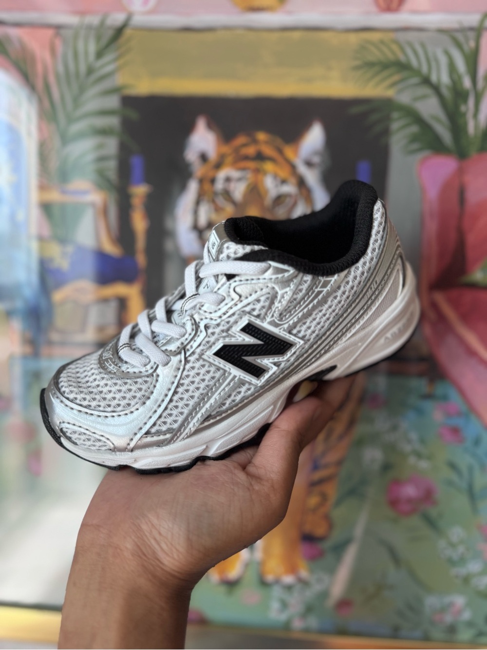 NIB New Balance Kids 740 Silver and Black Athletic Sneaker size 11